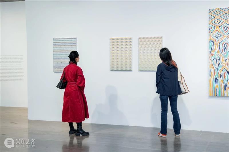 现场|谢墨凛个展《机器下的画布》正于上海复星艺术中心展出 崇真艺客