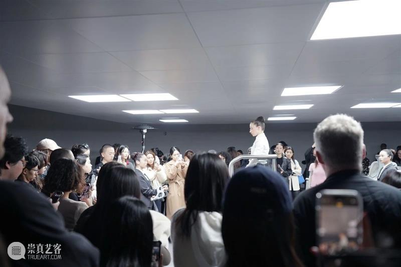 TANK 活动｜“超级经济舱”艺术表演，5月4日呈现 崇真艺客