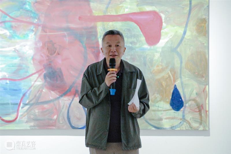 开幕聚焦｜地点之上——海上大步行走的人 视频资讯 Mingyuan Museum 地点 之上 海上 明雅集 诗意 艺术 形式 帷幕 宾客 一堂 崇真艺客