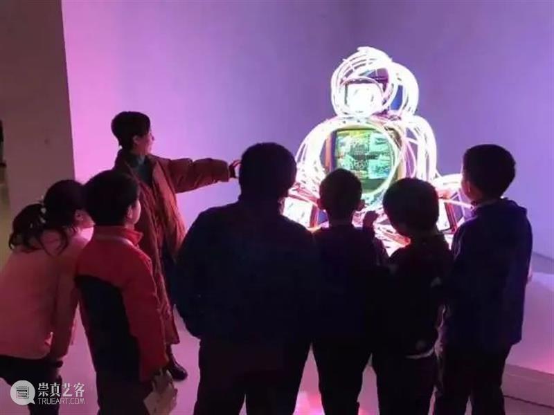 HOW艺术夏令营｜在线招募小小AI研究员 崇真艺客