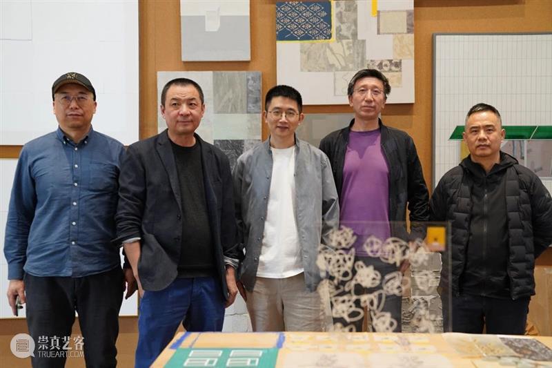 新氧艺O2art | 展览回顾 | 黄一山首个大型美术馆个展「室内的标点」 崇真艺客