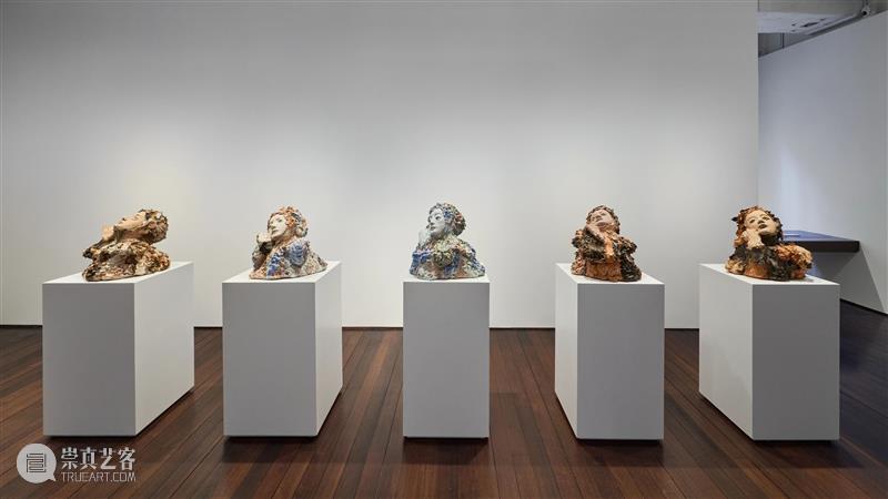 MDC香港|帕洛玛·巴尔加·韦斯Paloma Varga Weisz与索菲·冯·海勒曼Sophie von Hellermann 崇真艺客