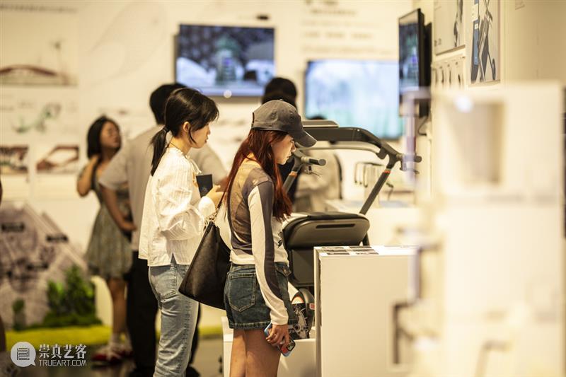 新展开幕｜艺科融合?青春宣言：清华大学美术学院2025届本科生毕业作品展对外开放 崇真艺客