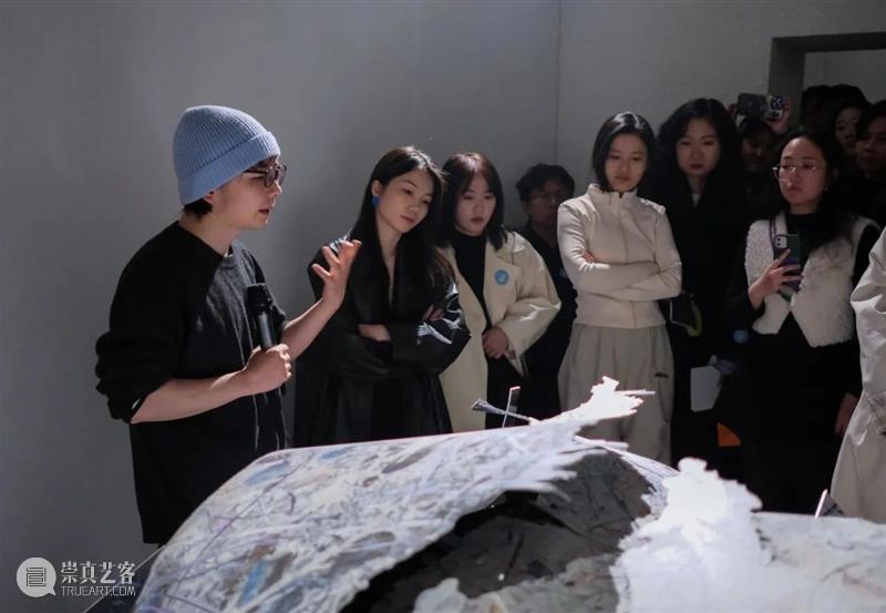 展期回顾｜谭英杰《我借用了过去的乐观》落下帷幕 崇真艺客