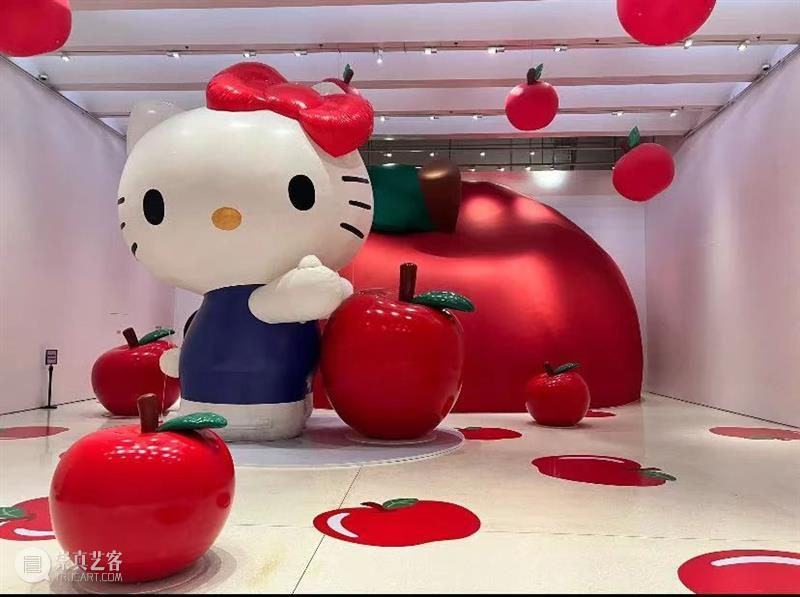 时代·新展 | 考生福利!Hello Kitty 萌力放送惊喜福袋 崇真艺客