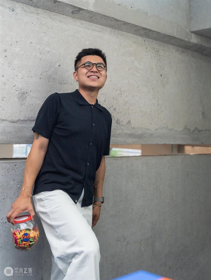 开幕回顾|在“深海”中打捞自由的微光 崇真艺客