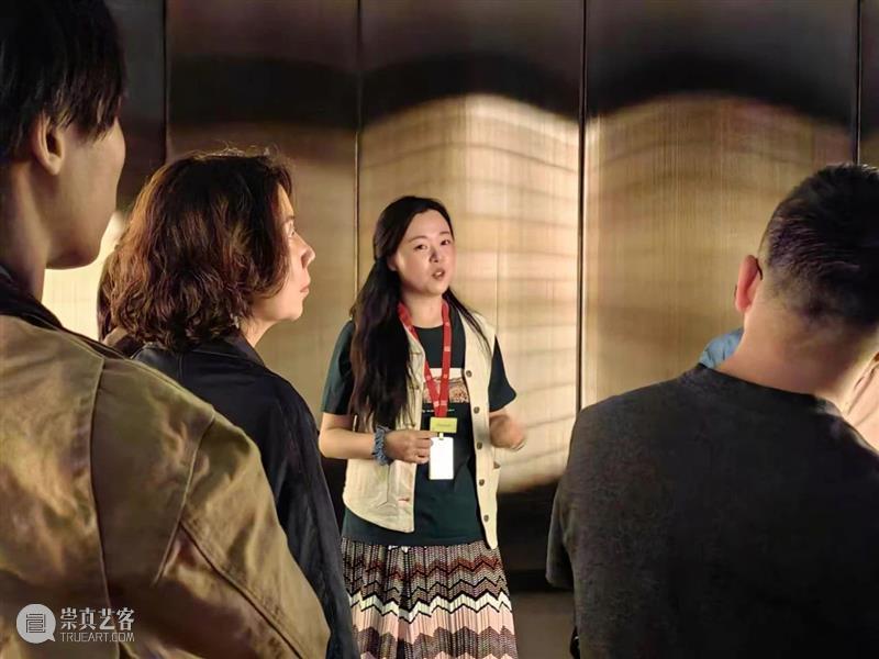 UCCA志愿者丨于进化的可能性中相遇 崇真艺客