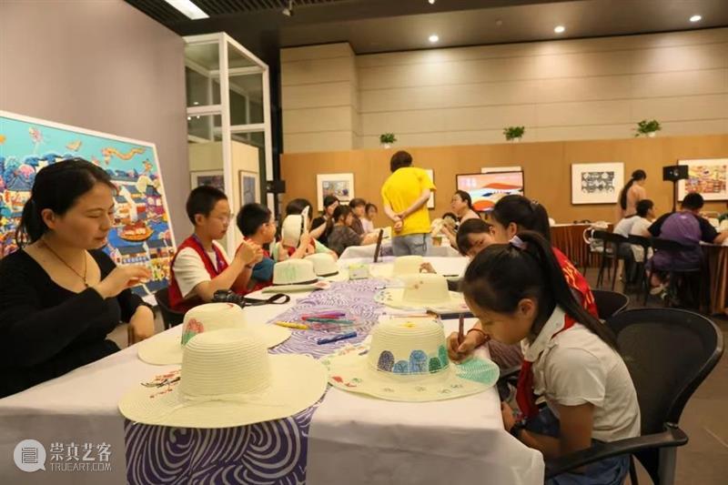 展览 | 首届中国乡土绘画(农民画)作品展览在中华艺术宫开幕 崇真艺客