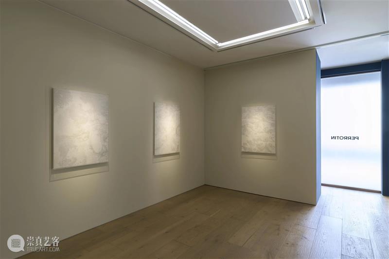 贝浩登东京｜潜入朱利安·夏西埃赫：“午夜地带”的深海遐想 崇真艺客