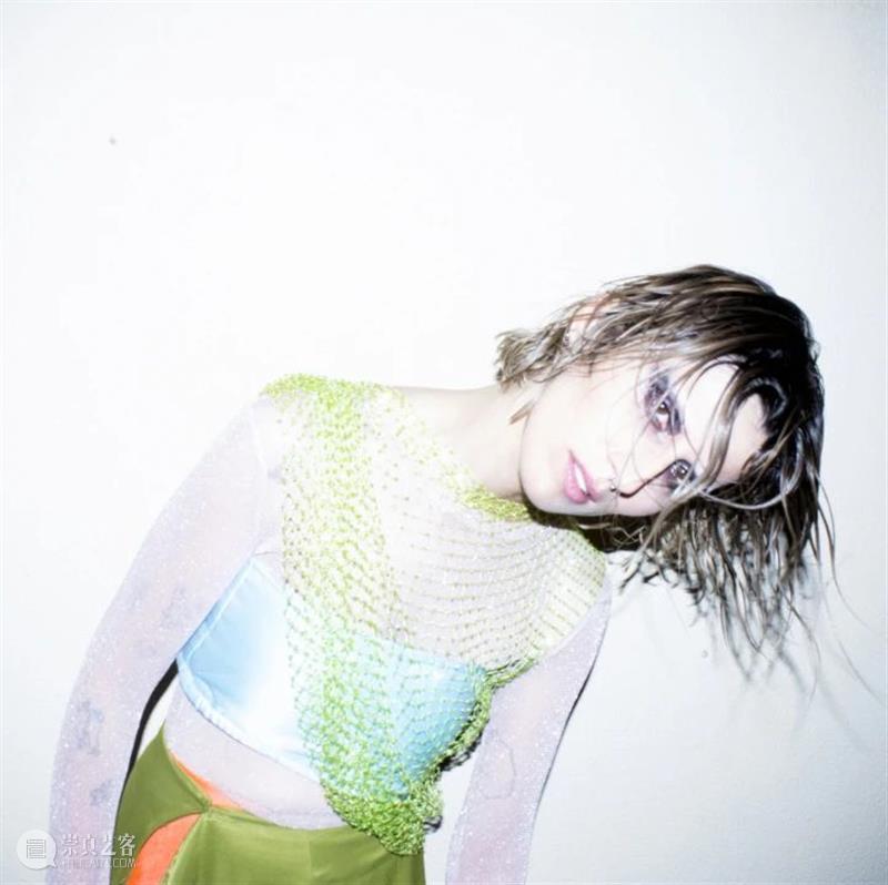 通过影像、声音和语言，来到 “皮皮乐迪·里思特：掌心宇宙”展览系列活动 崇真艺客