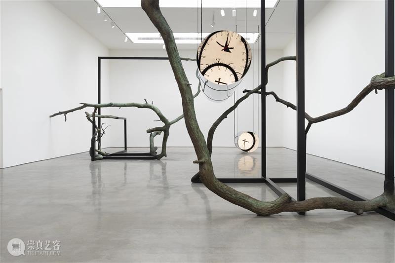 现场｜阿丽佳·柯维德纽约个展「Telos Tales」：宇宙的终极目的与物质的诗性重构 崇真艺客