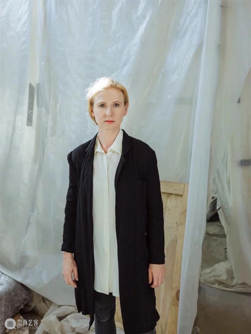 现场｜阿丽佳·柯维德纽约个展「Telos Tales」：宇宙的终极目的与物质的诗性重构 崇真艺客