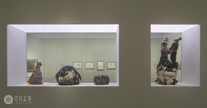 无羁之境：洛桑原生艺术收藏与他方视界 展览 中国 上海市上海当代艺术博物馆 上海当代艺术博物馆 洛桑原生艺术收藏馆  莎拉·隆巴迪 阿斯特丽德·贝里隆德 龚彦 杨杨  崇真艺客