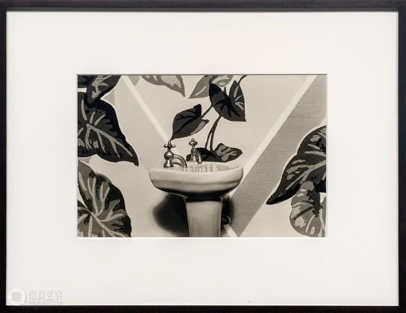 展览现场｜洛瑞·席蒙丝（Laurie Simmons）「黑与白」@ 阿尔敏·莱希 - 巴黎｜马蒂尼翁 崇真艺客