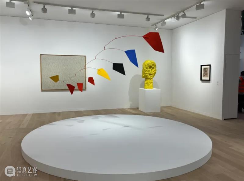 巴黎巴塞尔_火爆成交！顶层繁荣与底层挑战并存｜国家美术·关注  丨 崇真艺客