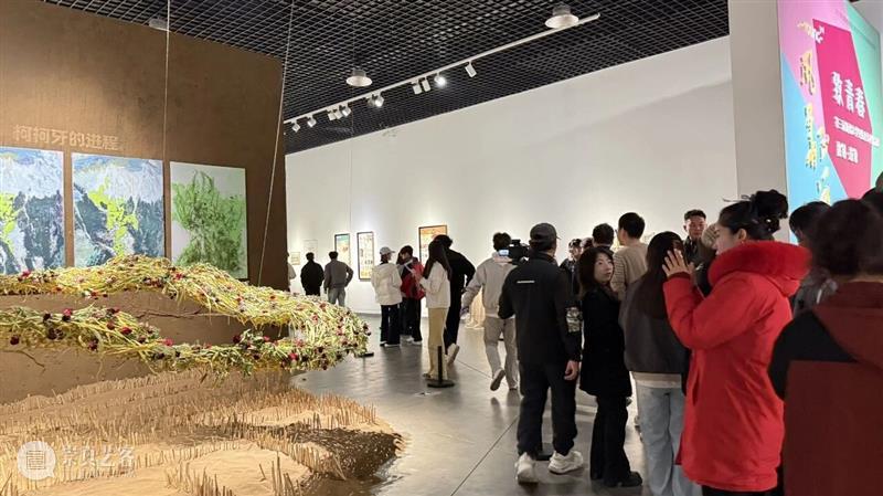 “致青春·风华正茂——第三届新疆大学生优秀美术作品展”今日盛大开幕 崇真艺客