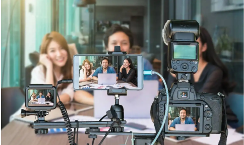 人文客厅回顾 | 姜宇辉：关于数字、艺术与生命的思考 崇真艺客