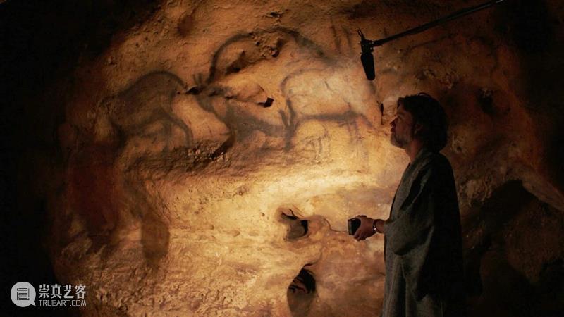 回顾展评｜奥利弗·比尔（Oliver Beer）「共振项目：洞穴」@ 第17届里昂双年展 崇真艺客