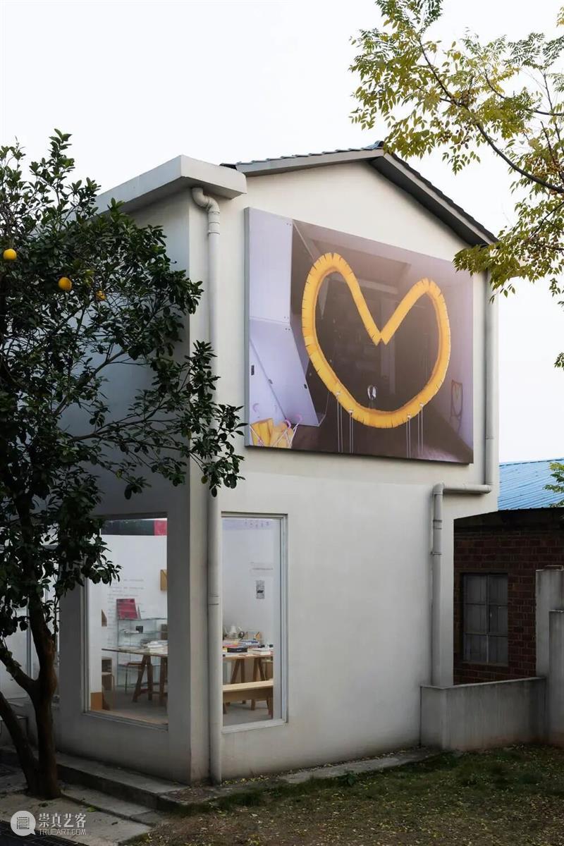 新展预告｜滑梯，旋转木马，跷跷板 Slides, Carousels, Seesaws 崇真艺客