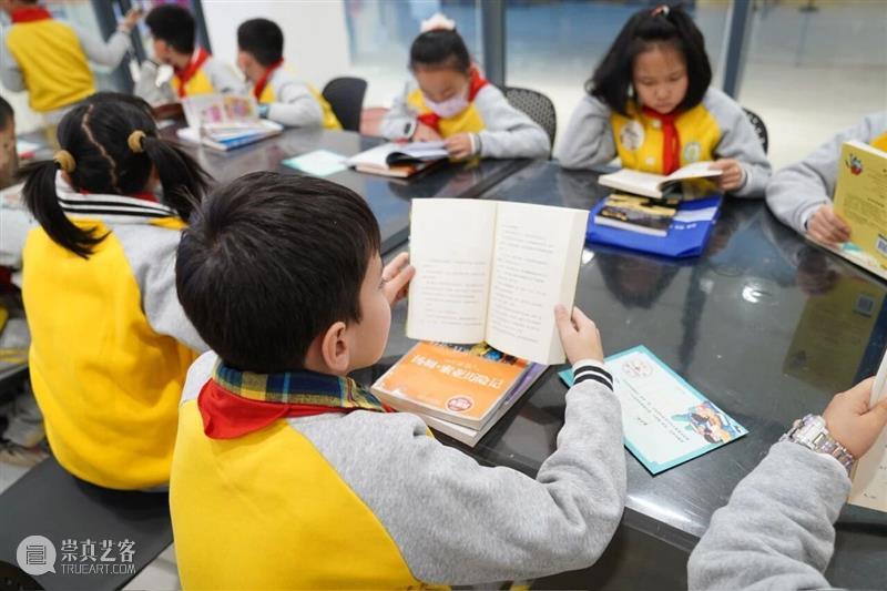 活动回顾 |楚水润天山 书香漫丝路 崇真艺客