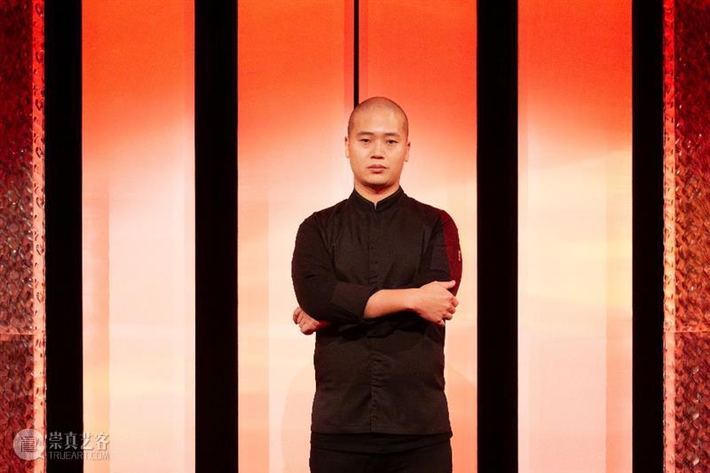 深邃之境：当威士忌遇见艺术的流光 热点聚焦  单一麦芽威士忌品牌格兰菲迪 格兰菲迪XS双雪莉桶系列 崇真艺客