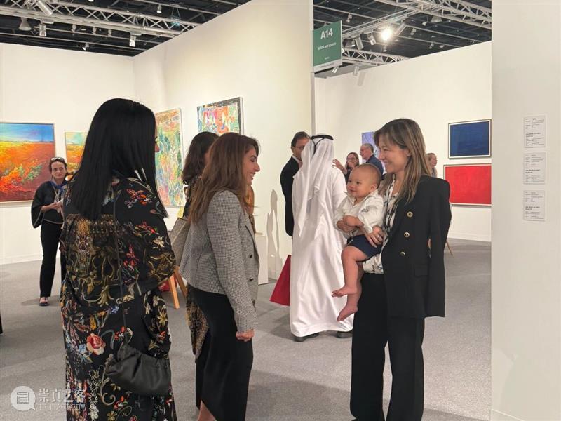 VIP 预展回顾 | 阿布扎比艺术博览会 2025 | 江玉仪与吴笛笛双人展「My Own Oasis」 崇真艺客