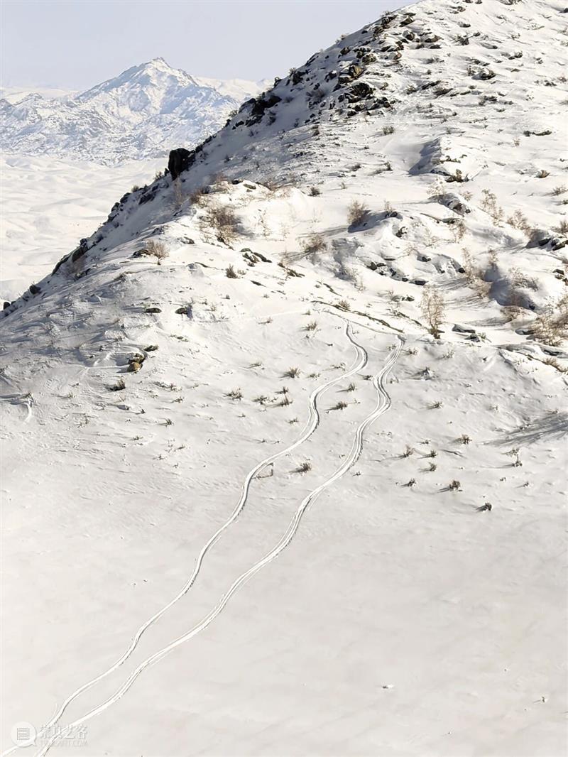 UCCA Lab丨2025华为影像大赛颁奖盛典暨年度影像展亮相巴黎大皇宫 崇真艺客