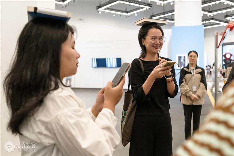 活动回顾 | 工具、社交媒体与自我意识 ——“从工具到工具”行为艺术工作坊回顾 崇真艺客