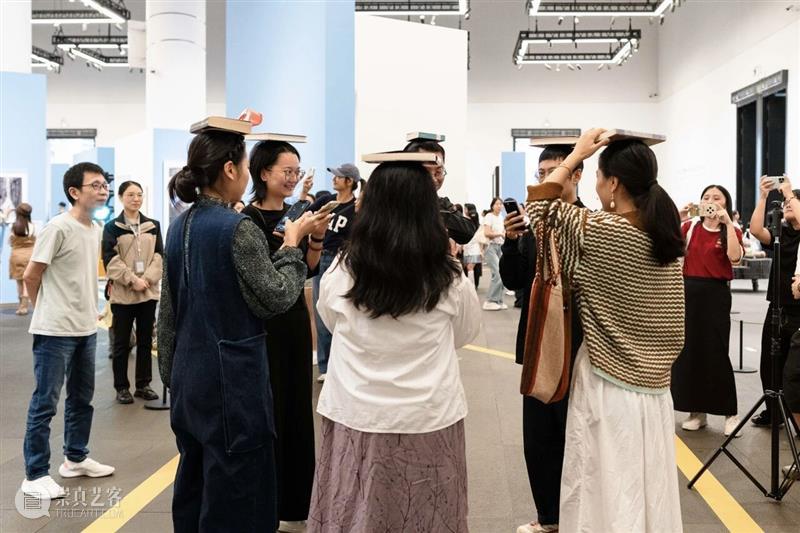 活动回顾 | 工具、社交媒体与自我意识 ——“从工具到工具”行为艺术工作坊回顾 崇真艺客