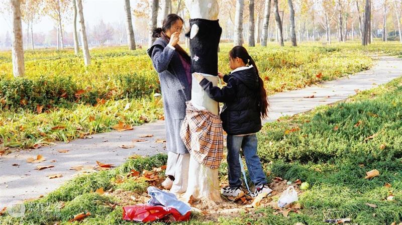 济宁市美术馆 | 以编织的温度，唤醒冬日城市：记一场市民共创的美育实践 崇真艺客