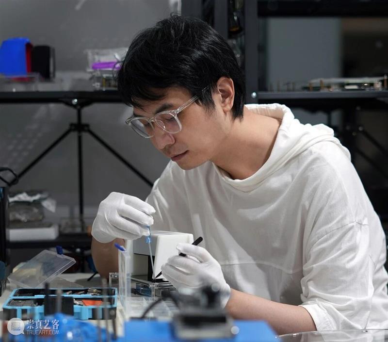 致影像 | 第四场放映预告:曹澍《像掌纹一样藏起来》 崇真艺客