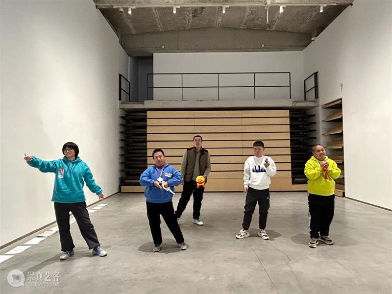 荷拉剧团 x?智心剧团|驻地项目演出《我表演我喜爱的》 崇真艺客