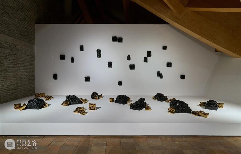 陶瓷版图中的创作新倾向丨群展“即兴游离”正在UCCA陶美术馆展出 崇真艺客