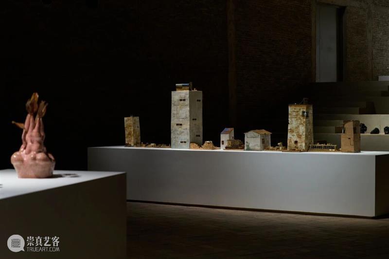 陶瓷版图中的创作新倾向丨群展“即兴游离”正在UCCA陶美术馆展出 崇真艺客