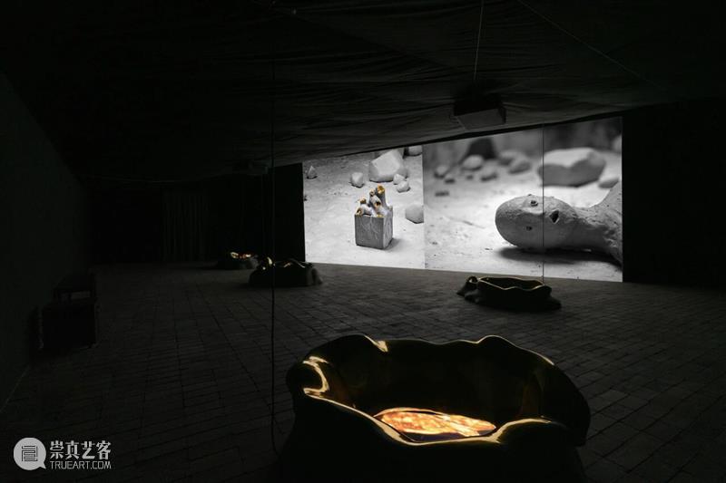 陶瓷版图中的创作新倾向丨群展“即兴游离”正在UCCA陶美术馆展出 崇真艺客