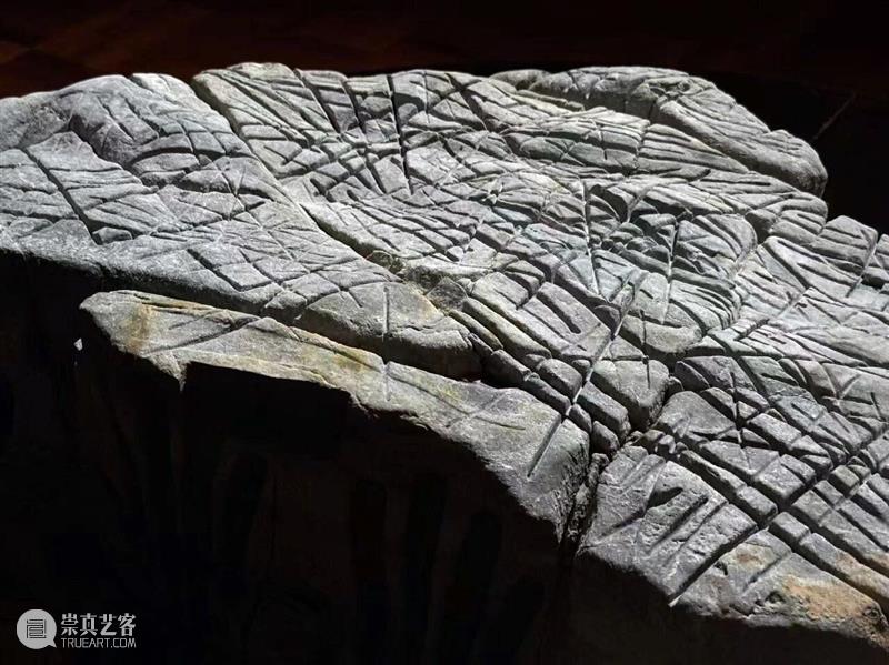 偏锋 展览 | 《黄金与羽毛：邬建安个展》于张园揭幕 崇真艺客