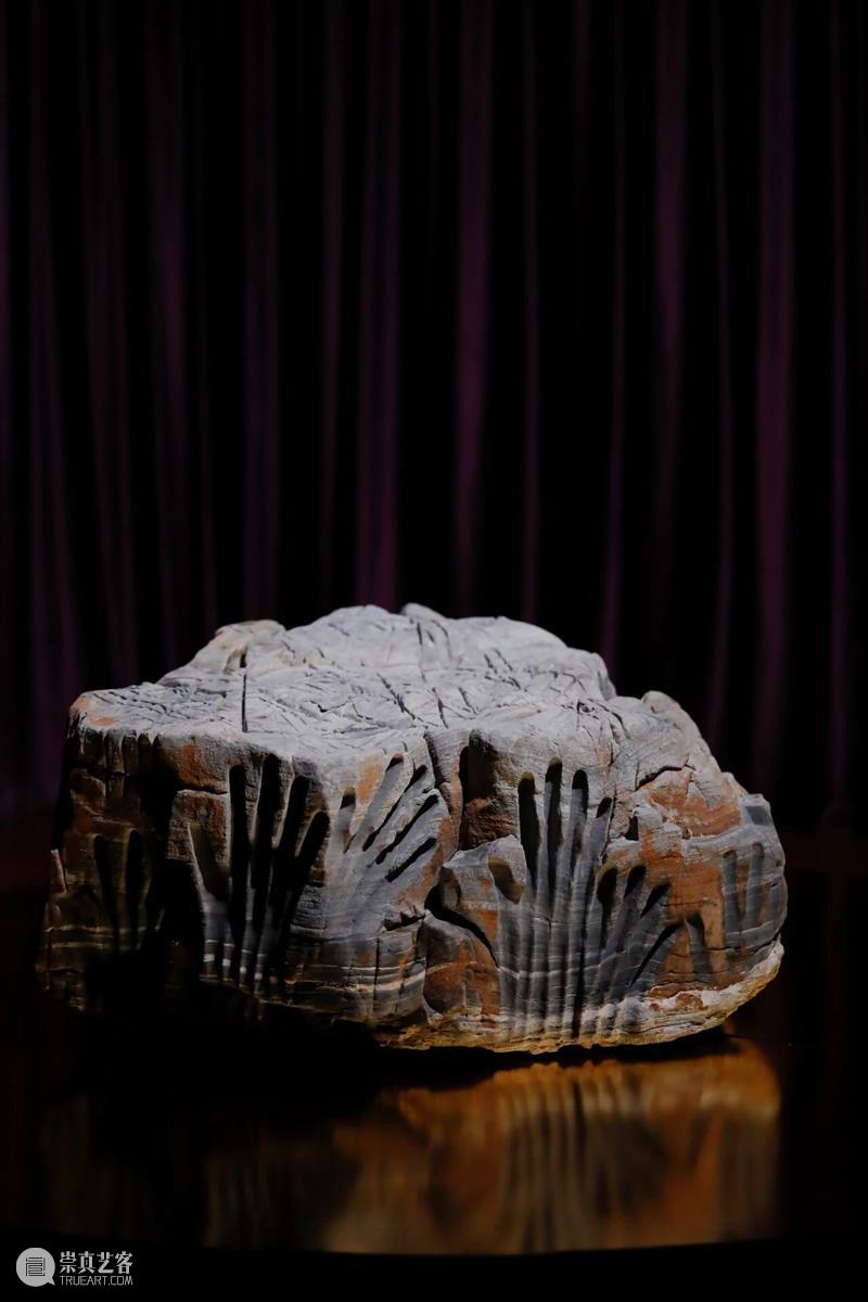 偏锋 展览 | 《黄金与羽毛：邬建安个展》于张园揭幕 崇真艺客