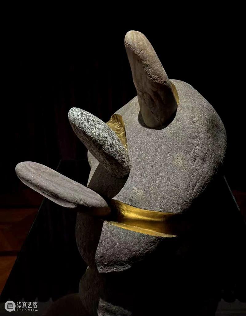 偏锋 展览 | 《黄金与羽毛：邬建安个展》于张园揭幕 崇真艺客