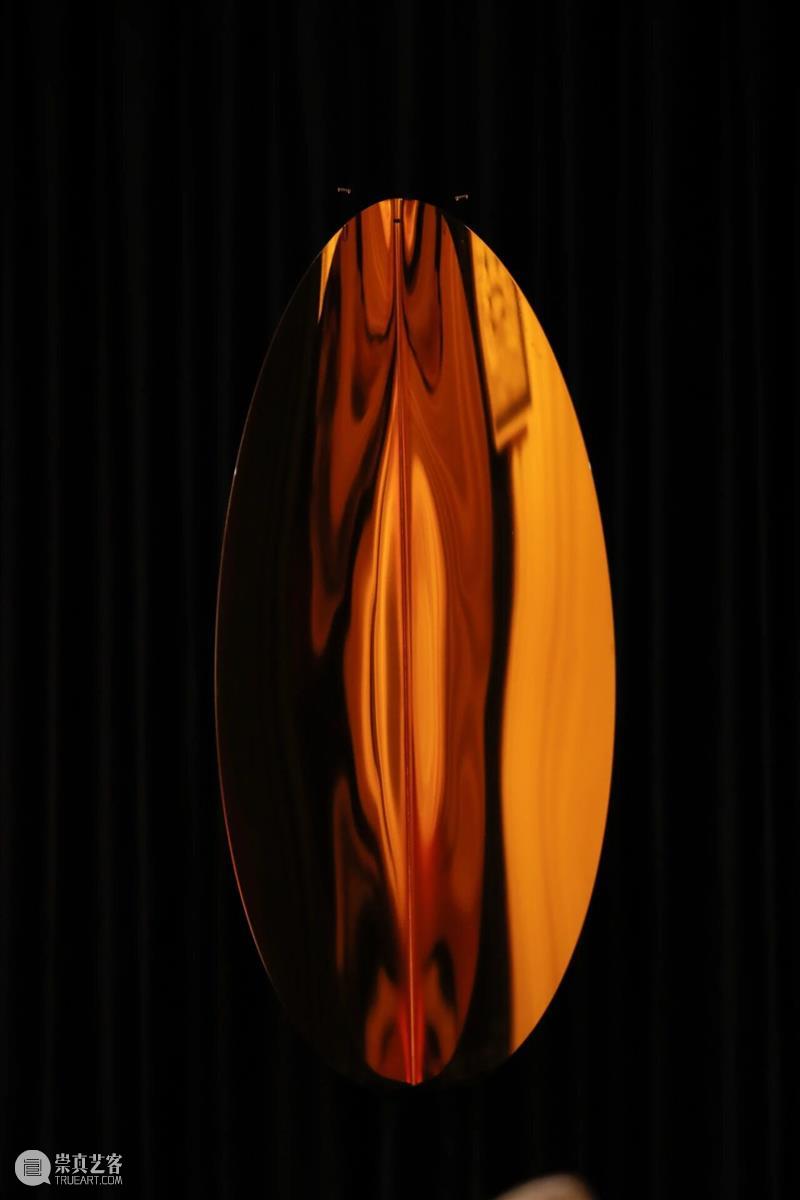 偏锋 展览 | 《黄金与羽毛：邬建安个展》于张园揭幕 崇真艺客