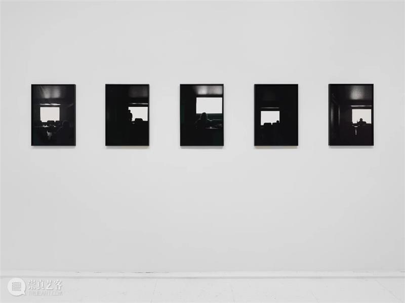 户尔柏林 | 群展「一色之伤 A Single Hurt Color」| 正在展出 崇真艺客