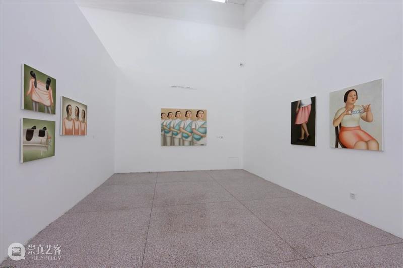 「女性艺术家访谈」张子轩:我画的是“令人不快”的真实,但这也是你的故事 崇真艺客