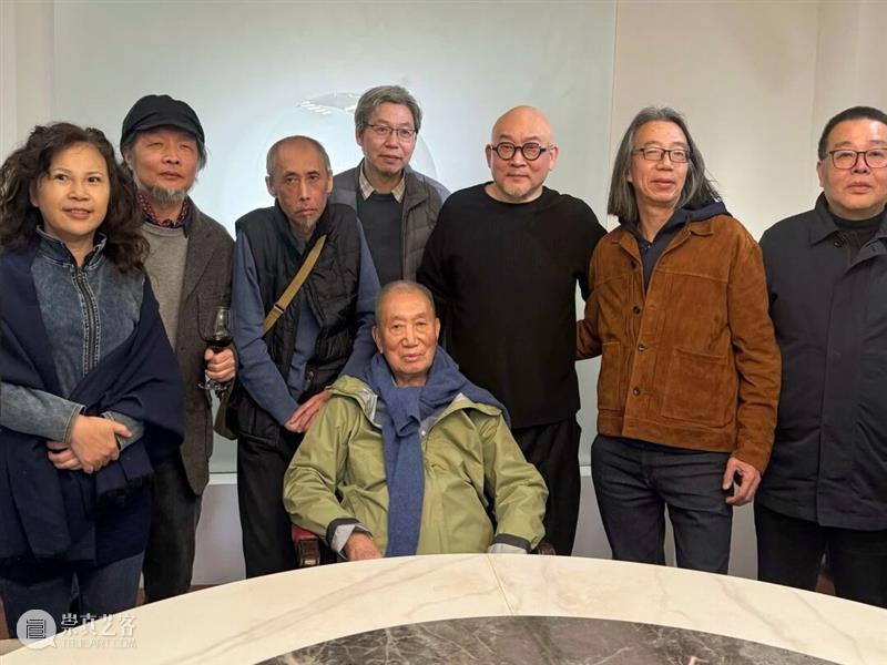 弧光漫溢之夜|一个人的乌托邦,如何照亮众人的理想国 崇真艺客