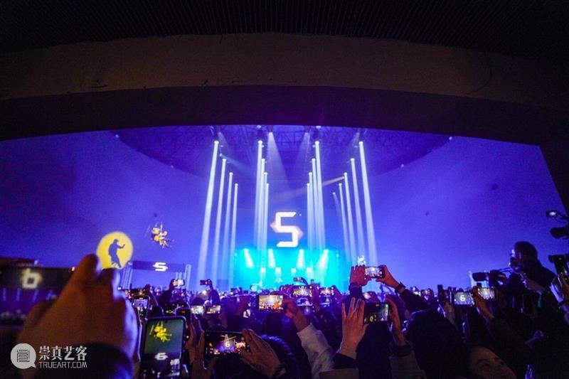 油罐艺术不眠夜2026｜正式开票！一起在美术馆跨年！ 崇真艺客