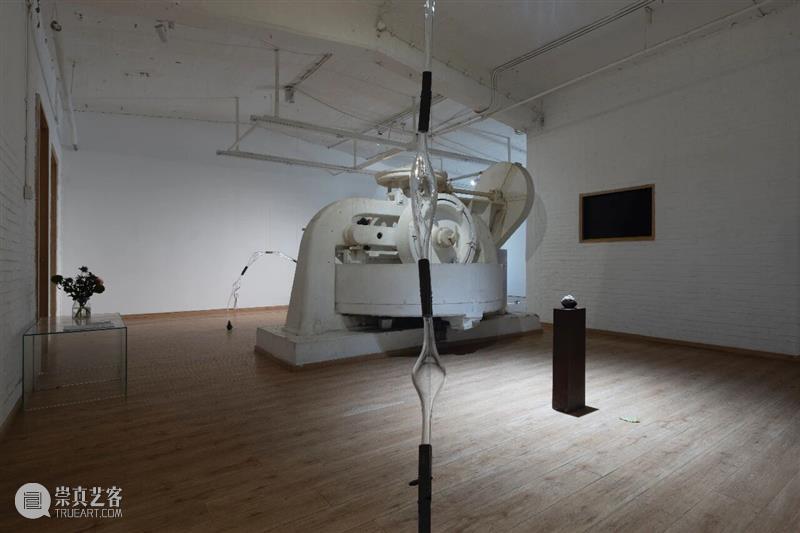 “袅绕——智的齐物”|文/张嘉荣 崇真艺客