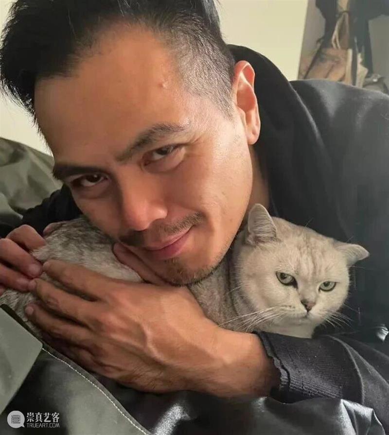 “袅绕——智的齐物”|文/张嘉荣 崇真艺客