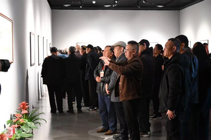 现 场 | “人民的胜利——纪念中国人民抗日战争暨世界反法西斯战争胜利80周年主题书画展”启动仪式在盐美举行 崇真艺客