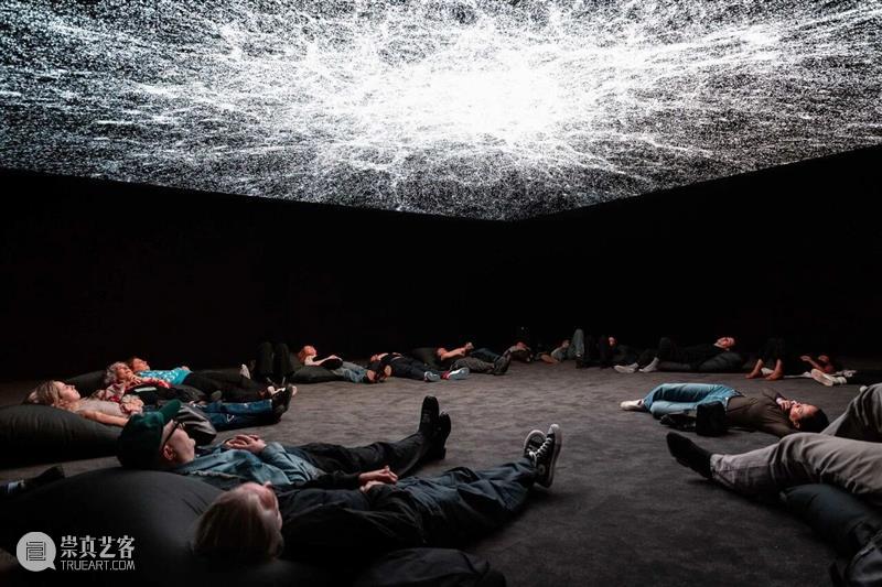 展览现场｜池田亮司（Ryoji Ikeda）「data-cosm [no1]」@ 伦敦180河岸艺术中心 崇真艺客