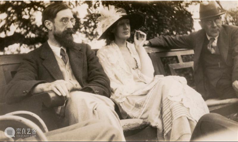 讲座回顾 | 《情绪的“房间”：用食物拆解伍尔夫文学中的心灵褶皱》 崇真艺客