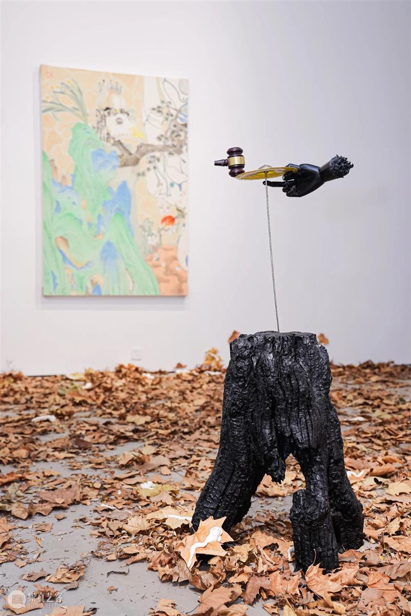 偏锋 评论 | 张晨《非人非物 他山之眼——童昆鸟的“绘画机器”》 崇真艺客