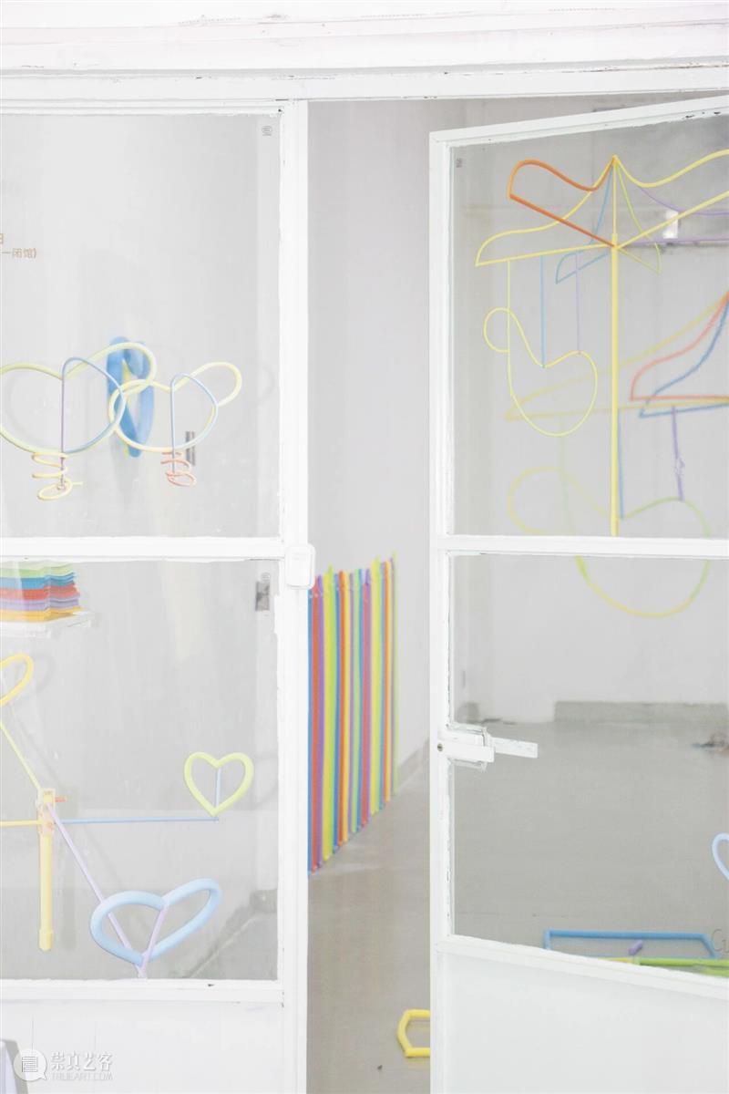 展览现场｜滑梯，旋转木马，跷跷板 Slides, Carousels, Seesaws 崇真艺客